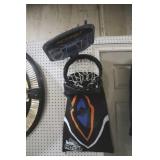SCORE! HAMPER HOOPS BASKETBALL GAME