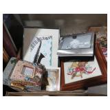 COLL. FRAMED MUSICAL INSTRUMENTS, ,MEMORABILA & M