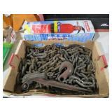 HEAVY DUTY TOW CHAIN WITH HOOKS,AND FIRE EXT