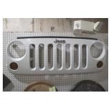 WHITE JEEP FRONT END GRILL 44X17