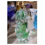 BEAUTIFUL GREEN ART GLASS PAPERWEIGHT