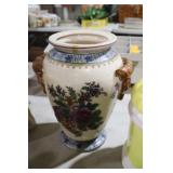 NICE PORCELAIN PLANTER VASE