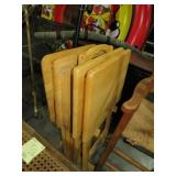 (4) SOLID WOOD FOLDING TV TRAYS WITH STAND