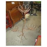 NICE UNIQUE METAL PLANT STAND
