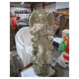 NICE RESIN YARD ANGEL PLAYING HARP
