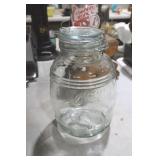 CRACKER BARREL STYLE GLASS CANISTER