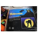 HALLOWEEN 35 LIGHT CAT ON MOON SCULPTURE