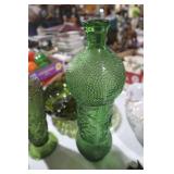 VINTAGE ITALIAN EMPOLI "GENIE" BOTTLE
