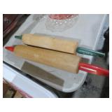 RED & GREEN HANDLE ROLLING PINS