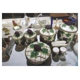 NICE GRAPE PATTERN CERAMIC CANNISTER SET
