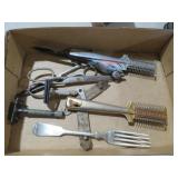 COLL. RAZORS, SCISSORS, OPENERS & MISC
