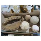COLL. OLD LEATHER BALL GLOVE & BALLS