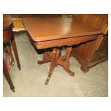 WALNUT VICTORIAN PARLOR TABLE