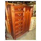 VAUGHAN BASSETT 7DWR/1DR CHEST WARDROBE