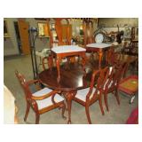 CHERRY DINING TABLE W/(8)CHAIRS &(1)LEAF