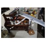 WOOD MAGAZINE RACK & VINTAGE DESK LAMP