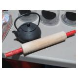 CATS IRON ASIAN TEA KETTLE WITH ROLLING PIN
