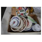 COLL. VINTAGE DECORATOR CHINA PLATES