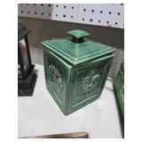 NEAT CERMIC CANISTER WITH LID