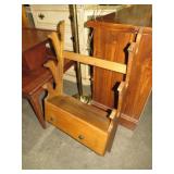 HANGING WOOD 1 DWR GUN RACK