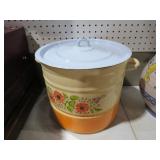 VINTAGE ENAMEL WARE POT WITH LID