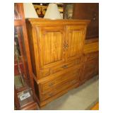 SOLID WOOD GENTLEMENS 3DWR/2DR CHEST