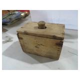 VTG WOOD DOVETAIL BUTTER MOLD W/ PATTERN