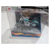 HOTWHEELS HARLEY DAVIDSON  SOFTAIL DEUCE MOTORCYCL