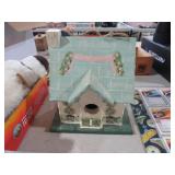 PAINTED WOOD BIRDHOUSE