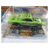 HOTWHEELS MONSTER JAM GAS MONKEY GARAGE DIE CAST