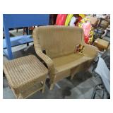 HAMPTON BAY OUTDOOR LOVESEAT W/ SIDE TABLE