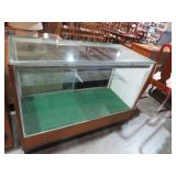 GLASS LIGHTED DISPLAY CABINET