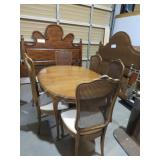 CHERRY FINISH QUEEN ANNE LEG DINING TABLE W/ 6 CHA