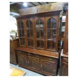CHERRY FINISH 6DO 2DWR CHINA HUTCH 62X20X78