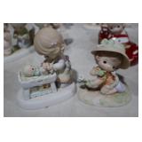 NICE VINTAGE PRECIOUS MOMENTS