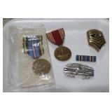 VINTAGE MILITARY MEDAL & PINS