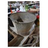 ANTIQUE GALVANIZED BUCKET W/ HANDLE