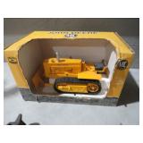 JOHN DEERE DIE CAST CRAWLER IN BOX