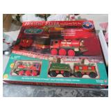 HOLIDAY FLYER LIONEL CHRISTMAS TRAIN SET (NIB)