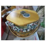 VTG LONGABERGER 1997 COLLECTION BASKET