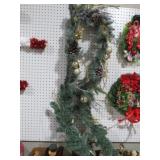 LIGHTED MANTLE GARLAND