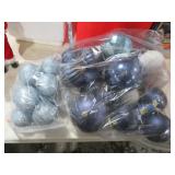 COLLECTION OF CHRISTMAS ORNAMENTS