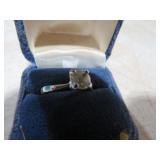 LADIES STERLING SILVER CUBIC STONE RING SIZE 7