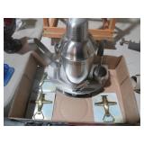 AIRPLANE BOTTLE OPENERS, DRINK SET