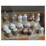 COLLECTION OF SALT & PEPPERS SET, MISC