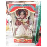 VANESSA TREASURE COLLECTION PORCELAIN DOLL (NIB0