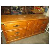 OAK 6 DWR / 1DR DRESSER