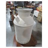 VTG WHITE DBL HANDLE MILKCAN