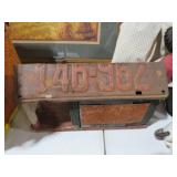 HANDMADE LICENSE PLATE HOUSE