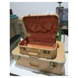 (2) VTG JC HIGGINS LUGGAGE